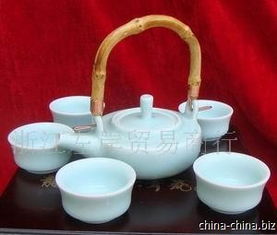 龍泉青瓷君子提梁茶具 傳統工藝與現代生活的完美融合
